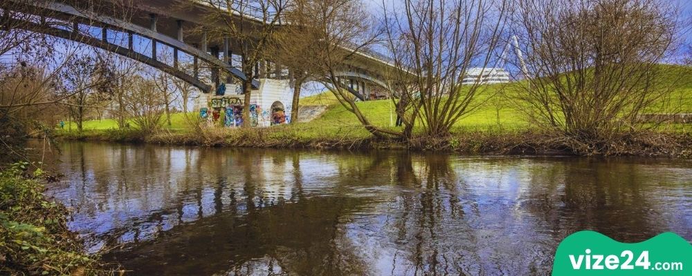 Alb Nehri yürüyüş rotası Karlsruhe doğal nehir yolu parkuru