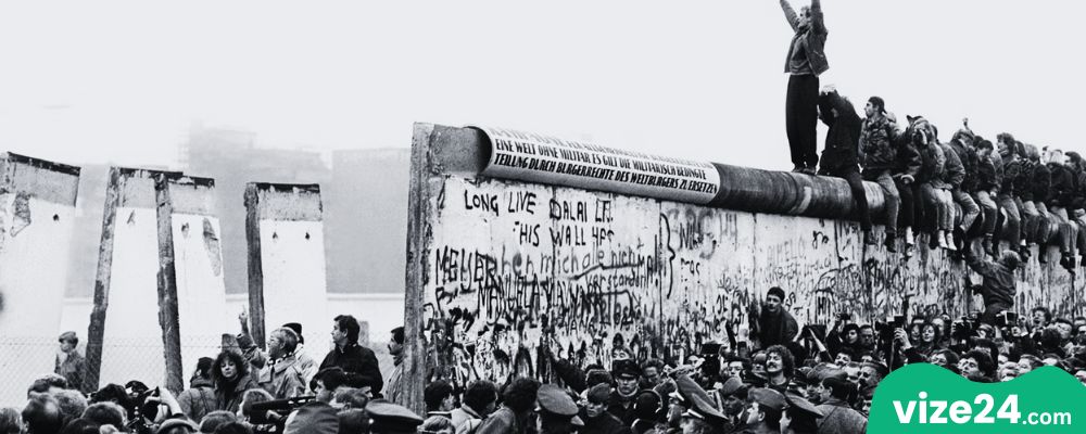 Berlin Duvarı'nın yıkılışı 1989