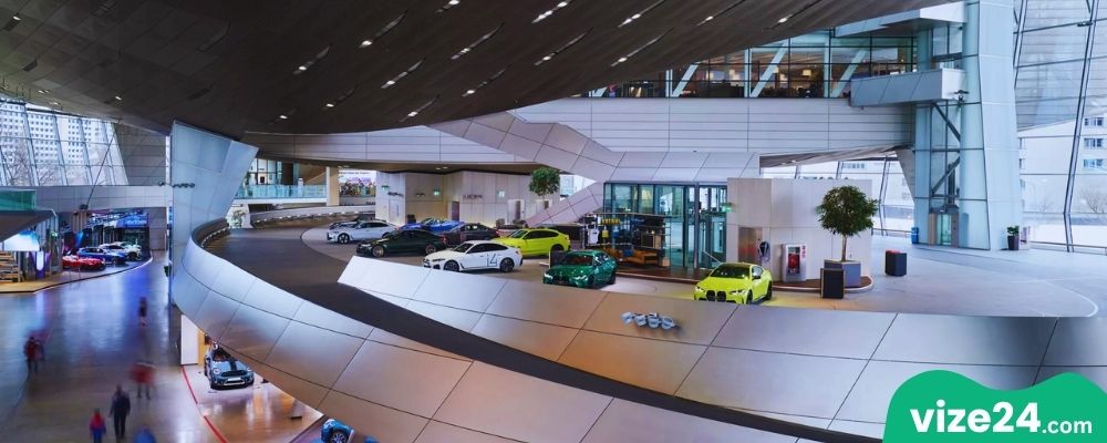 BMW Welt Münih otomobil müzesi