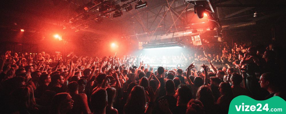 Bootshaus gece kulübü Köln