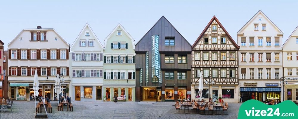 Calwer Straße Stuttgart butik mağazalar ve kafeler