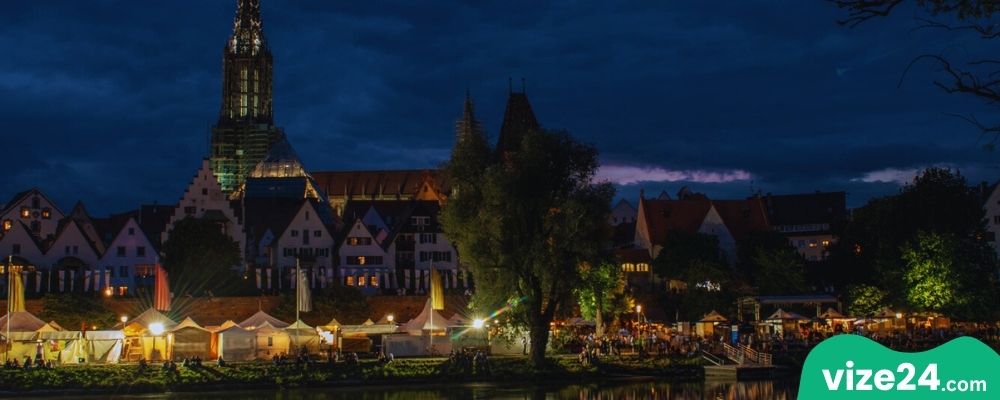 Donaubüro Ulm Tuna Nehri kültür merkezi ve etkinlik alanı