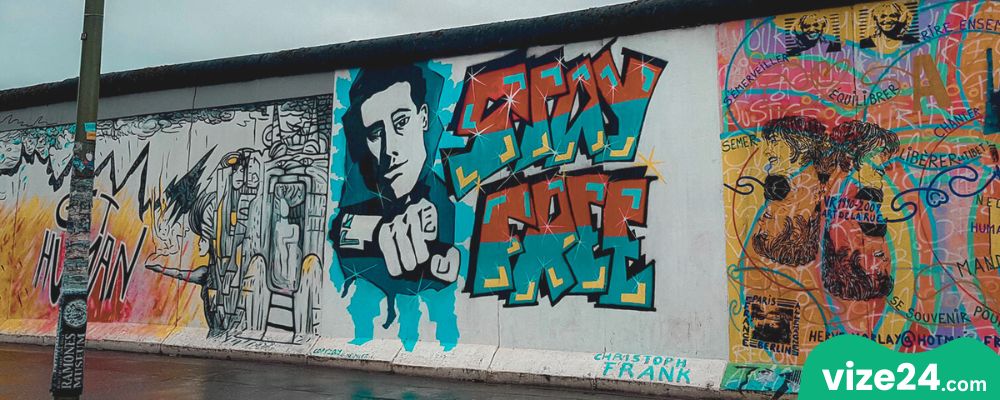 East Side Gallery grafitileri