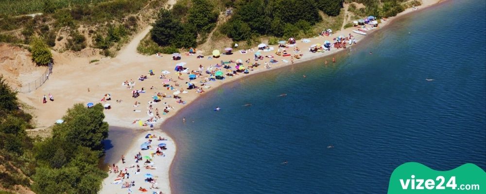 Epplesee Karlsruhe gölü yüzme alanı ve doğa manzarası
