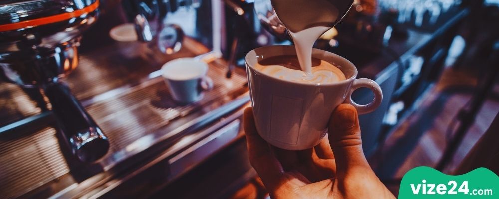 Frankfurt kahve dükkanları ve tatlılar