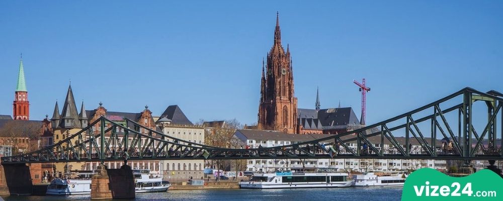 Frankfurt Katedrali Dom St. Bartholomaus