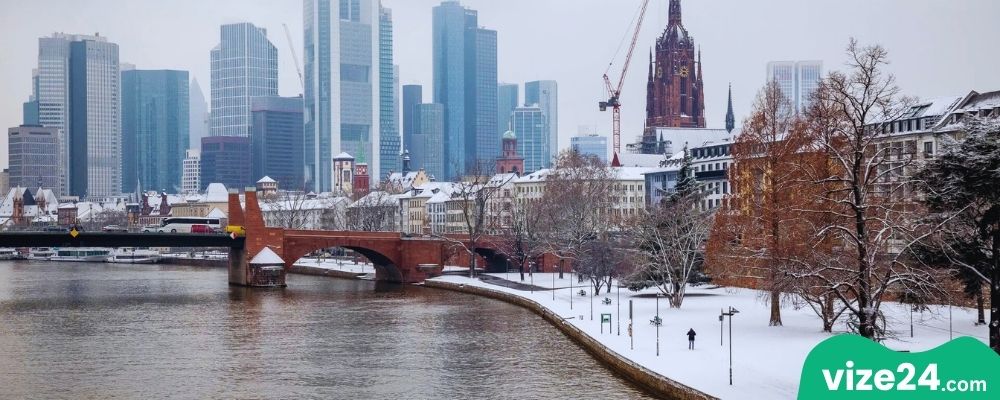Frankfurt seyahat zamanı ve mevsimler