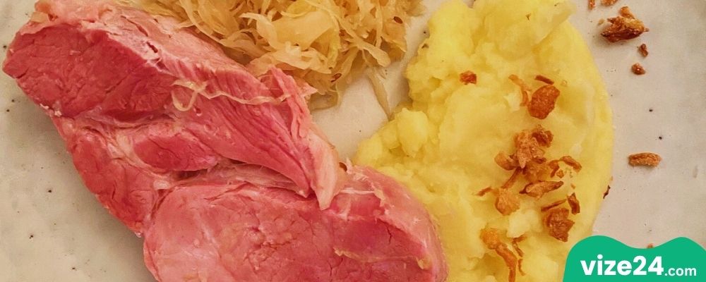 Frankfurter Rippchen geleneksel domuz kaburga yemeği