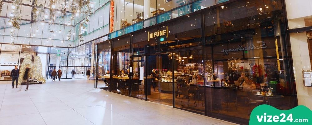 Münih Fünf Höfe alışveriş merkezi iç tasarımı