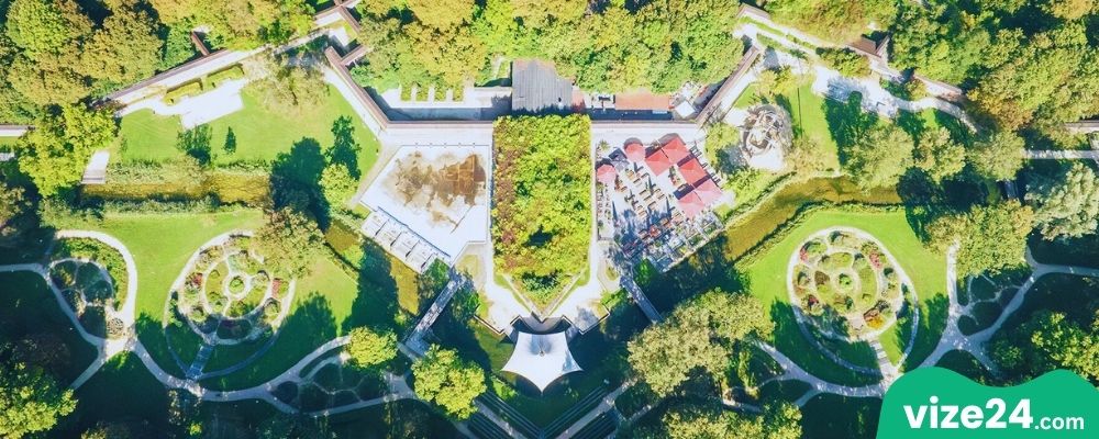 Glacis Park Ulm yeşil alanlar ve festival etkinlikleri