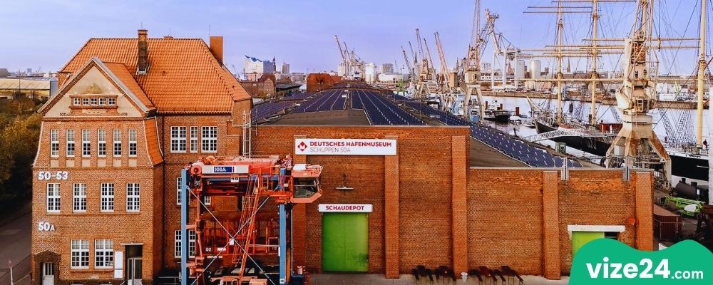 Hafenmuseum Hamburg liman müzesi