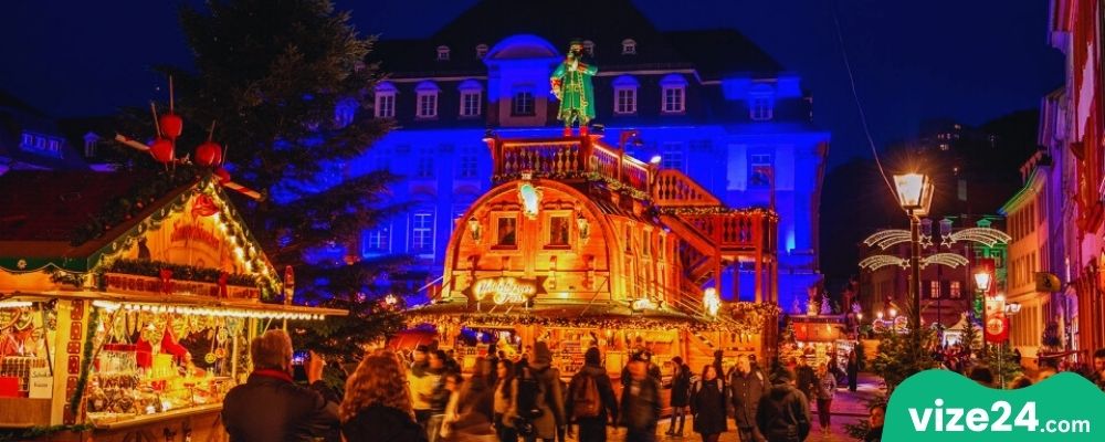 Heidelberg Weihnachtsmarkt noel pazarı ve ışıklı meydanlar