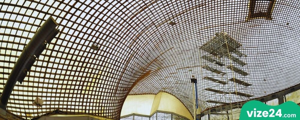 Herzogenriedpark Mannheim yeşil alanlar ve yürüyüş parkuru