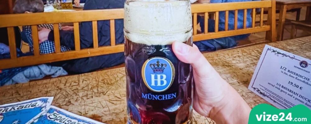 Hofbräuhaus Münih bira evi iç mekan