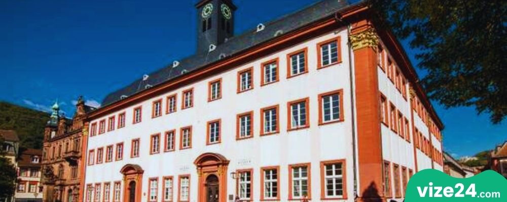 Kurpfälzisches Museum Heidelberg sanat ve tarih koleksiyonu