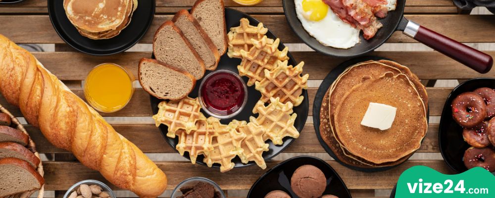 Mauerpark brunch pazarı