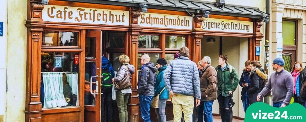 Münih kahve dükkanları ve tatlılar