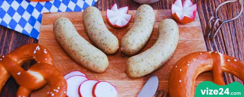 Münih Weisswurst geleneksel beyaz sosis