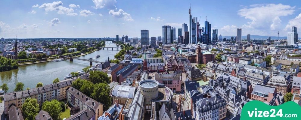 Museumsufer Frankfurt müze sahili