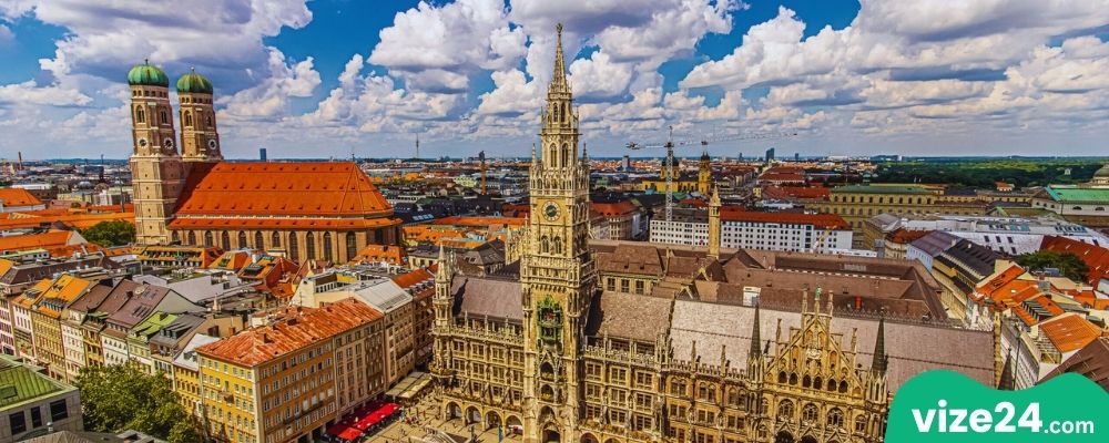 St. Peter Kilisesi Münih kulesinden şehir manzarası