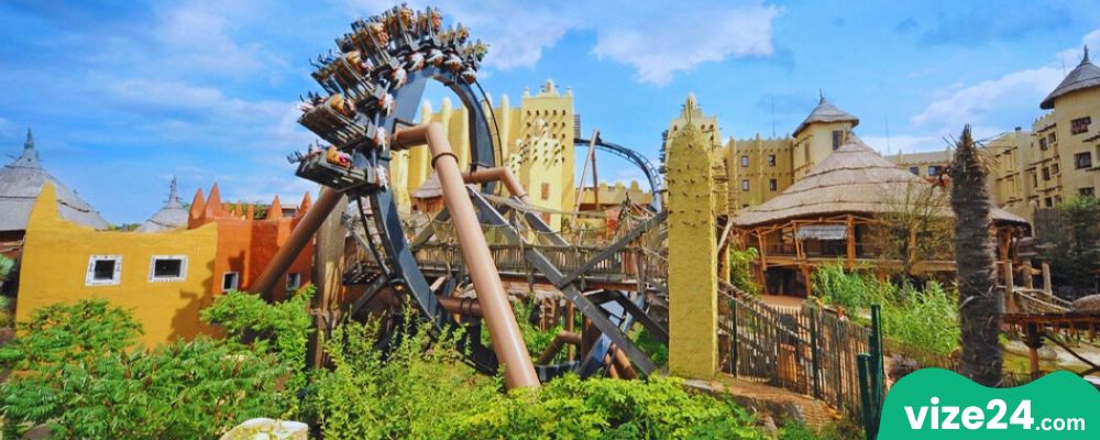 Phantasialand eğlence parkı Köln yakınları