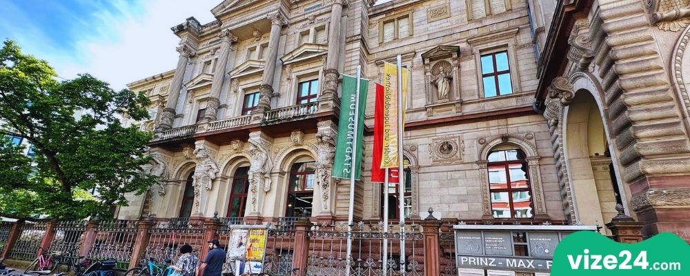 PrinzMaxPalais Karlsruhe gençlik kültür merkezi ve sergi salonu