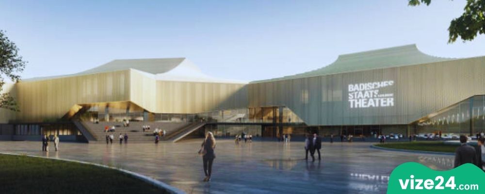 Badisches Staatstheater Karlsruhe tiyatro binası ve sahne salonu