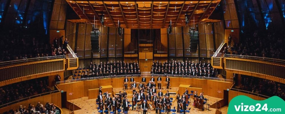 Tonhalle Düsseldorf senfoni salonu konser