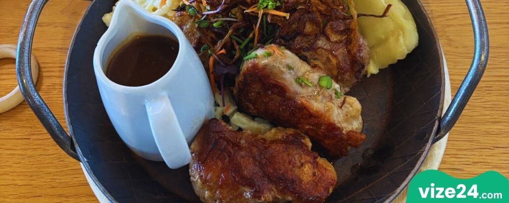 Ulm mutfağı geleneksel Swabia yemekleri ve restoran servisi